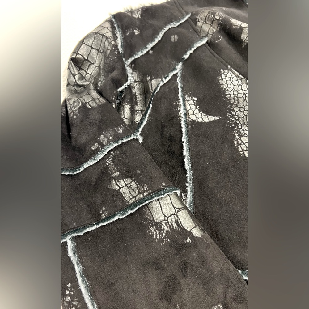 Ubu "Wicked Fur" Reversible Fur Coat Size M With … - image 8